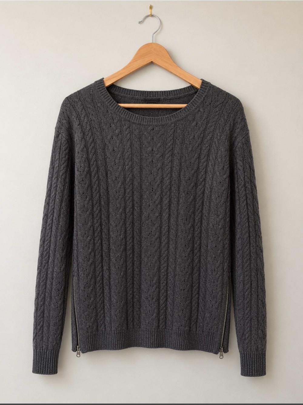 American Eagle | Women’s Large | Cable Knit Crewneck Sweater